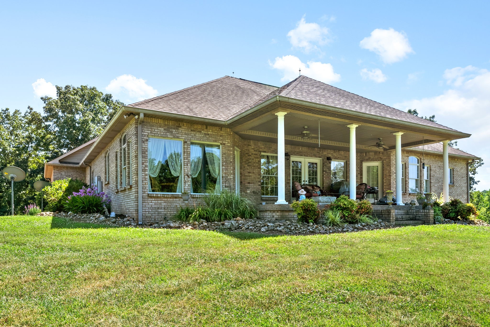1601 Harvill Road Clarksville, TN 37043 - Photo 3 of 59 Gallery Image 3
