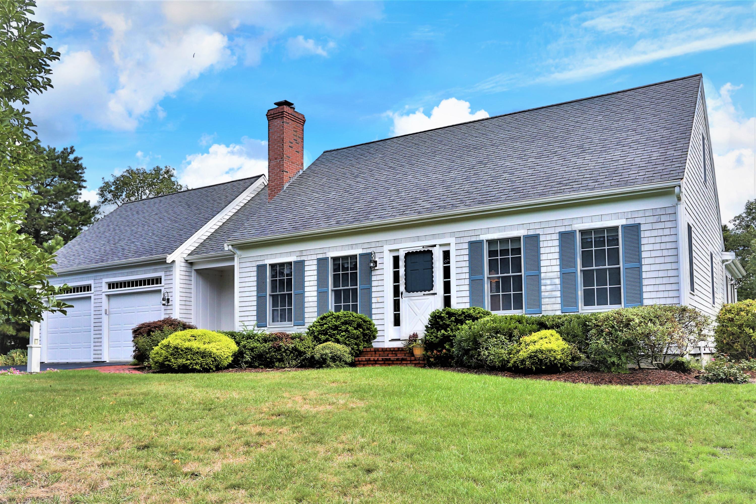 3 Somerset Road Harwich, MA 02645 - Photo 1 of 34 3SomLR-2