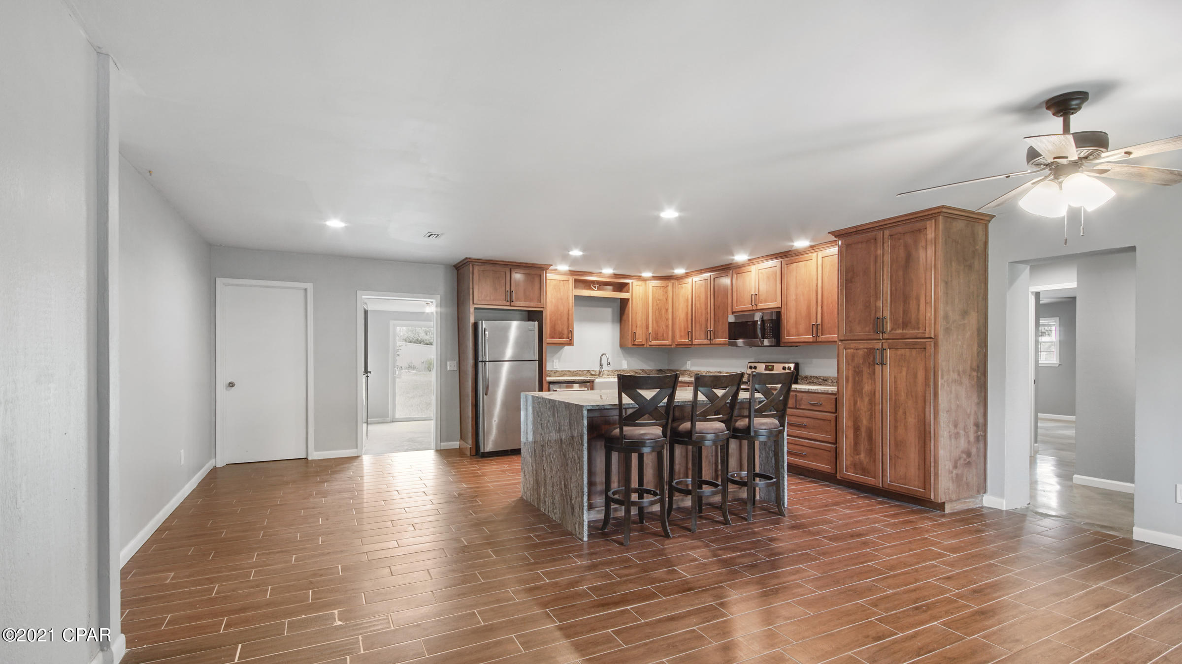 15529 Gainer Road Youngstown, FL 32466 - Photo 3 of 18 Gallery Image 3