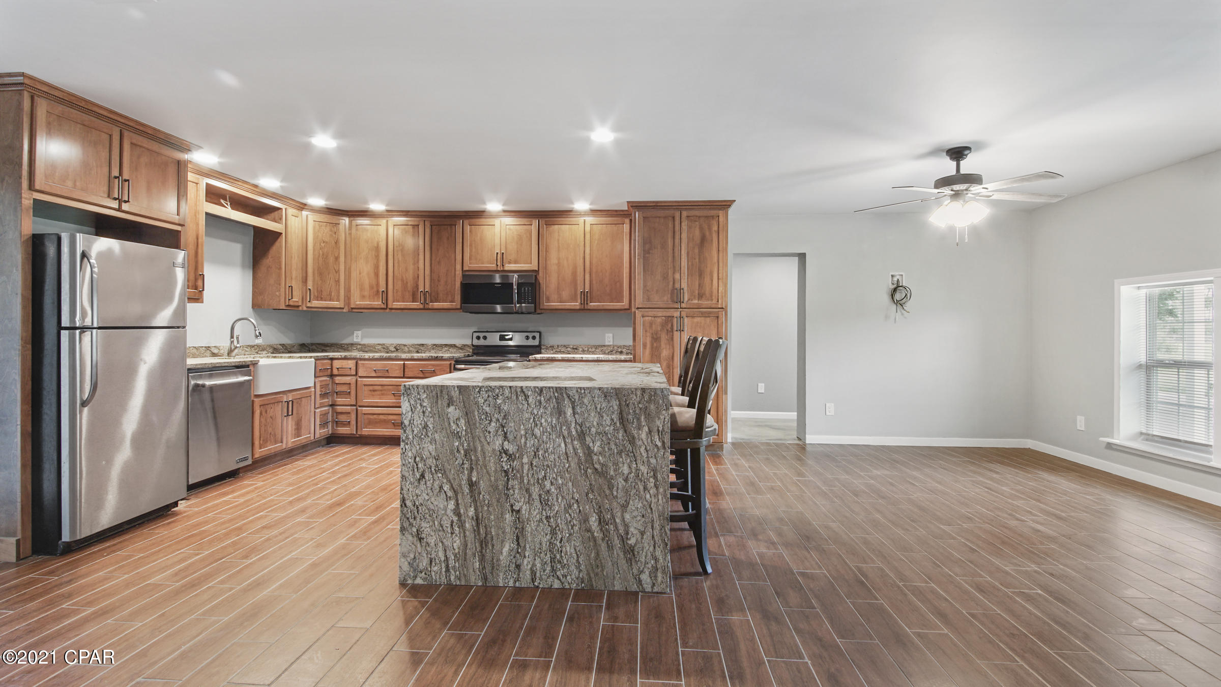 15529 Gainer Road Youngstown, FL 32466 - Photo 4 of 18 Gallery Image 4