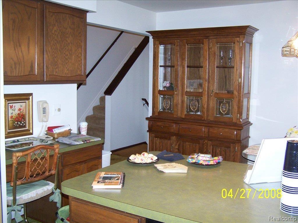 3110 Golf Club Road Howell, MI 48843 - Photo 2 of 11 KITCHEN
