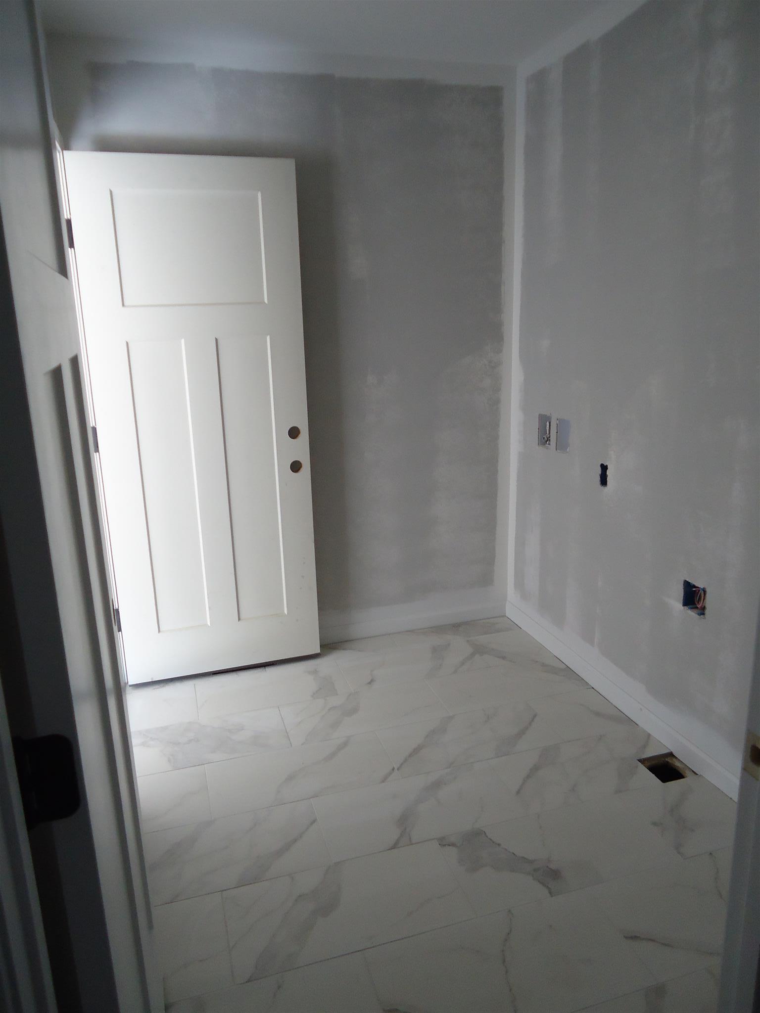 100 Ballard Road Manchester, TN 37355 - Photo 8 of 9 a view of an empty room