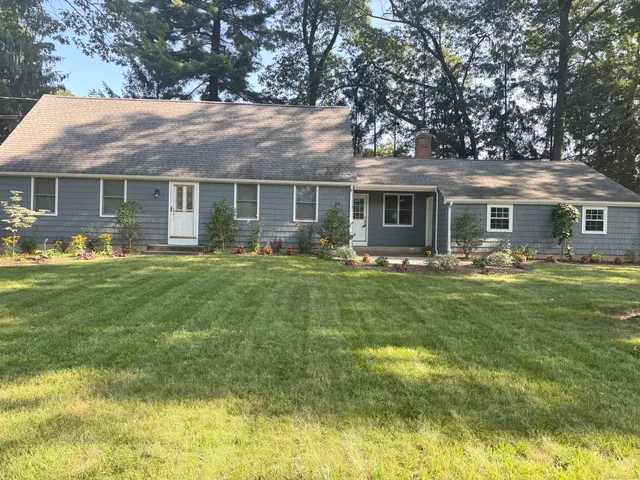 $2,850 | Undisclosed Address, Somers, CT 06071