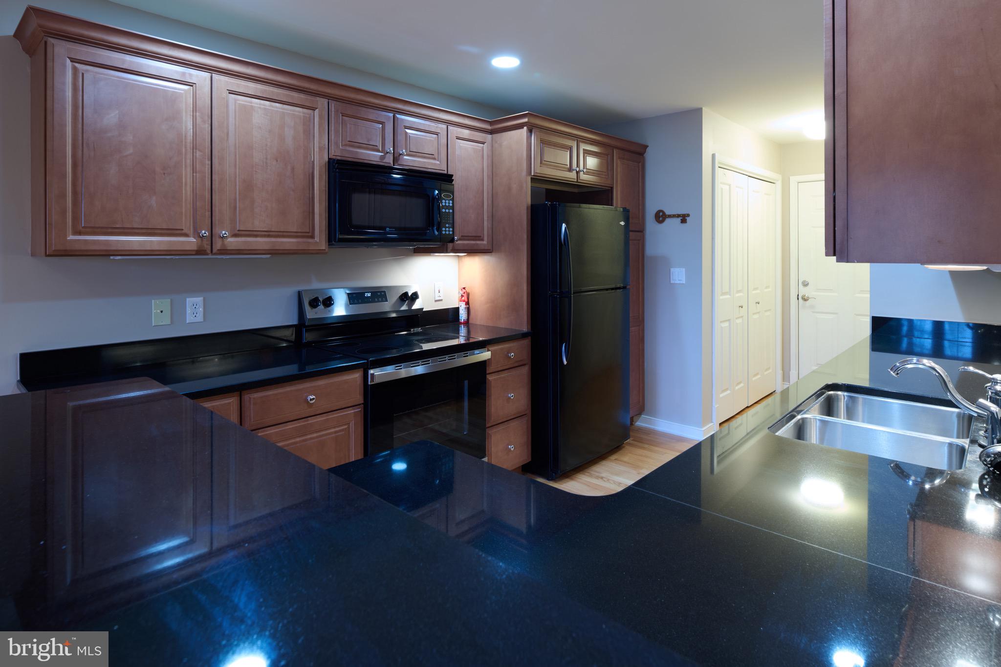3222 Shellers Bend, Unit 209 State College, PA 16801 - Photo 22 of 76 Kitchen
