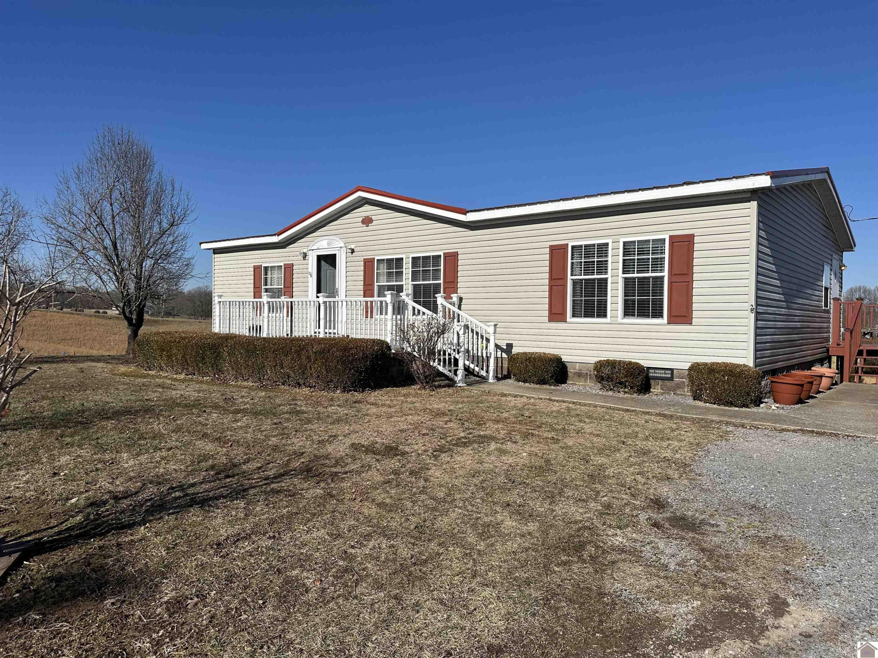 731 Jake Dukes Road Grand Rivers, KY 42045 - Photo 3 of 34 Photo 3