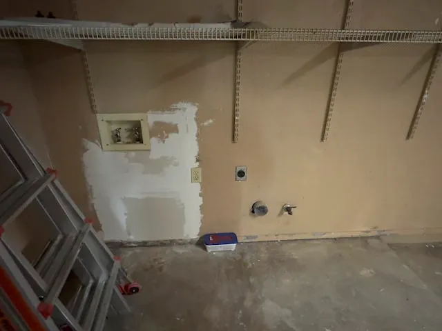 $1,850 | 12105 Missel Thrush Court, Austin, TX 78750