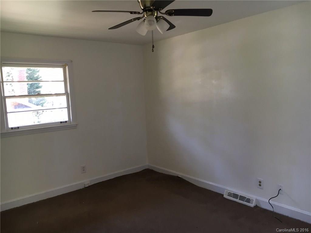 5600 Seacroft Road, Unit 12 Charlotte, NC 28210 - Photo 11 of 14 Gallery Image 11