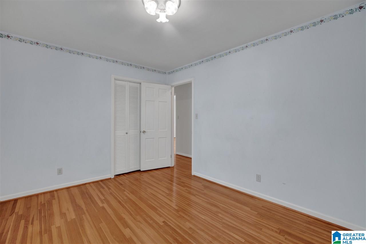 1105 Blue Ridge Boulevard Birmingham, AL 35226 - Photo 13 of 28