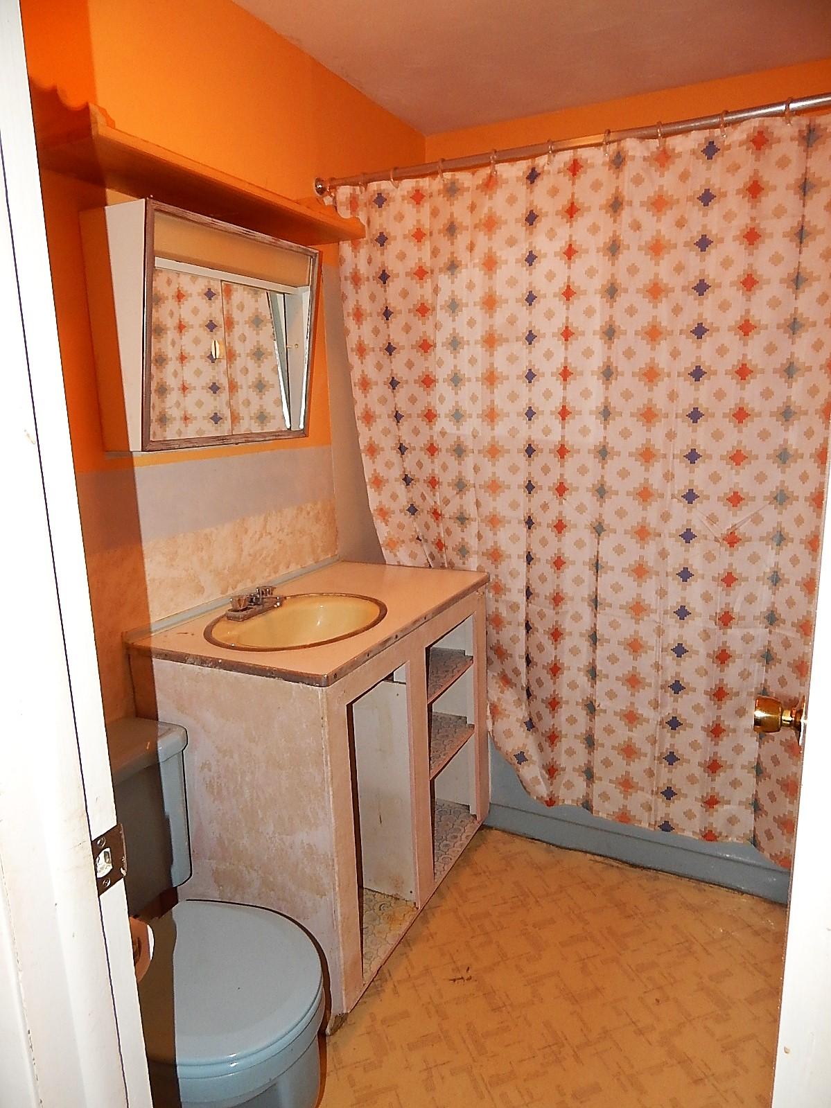 245 Academy Road Monmouth, ME 04259 - Photo 14 of 19 Bathroom