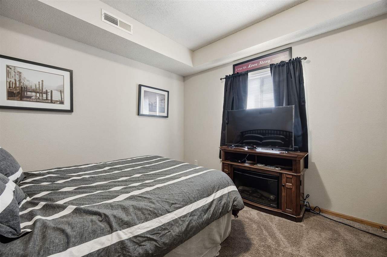 2272 Holiday Road, Unit 606 Coralville, IA 52241 - Photo 12 of 21 Gallery Image 12