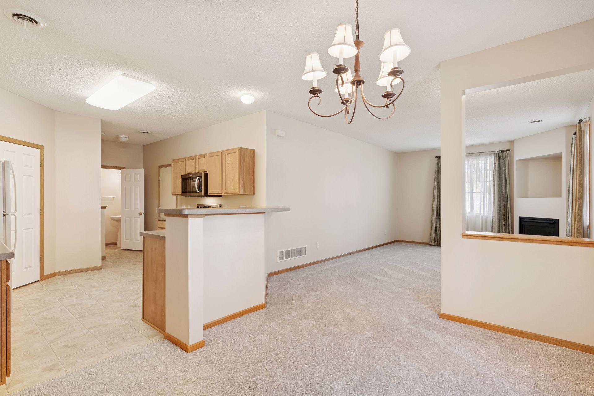 18051 69th Place North, Unit 2006 Maple Grove, MN 55311 - Photo 14 of 35