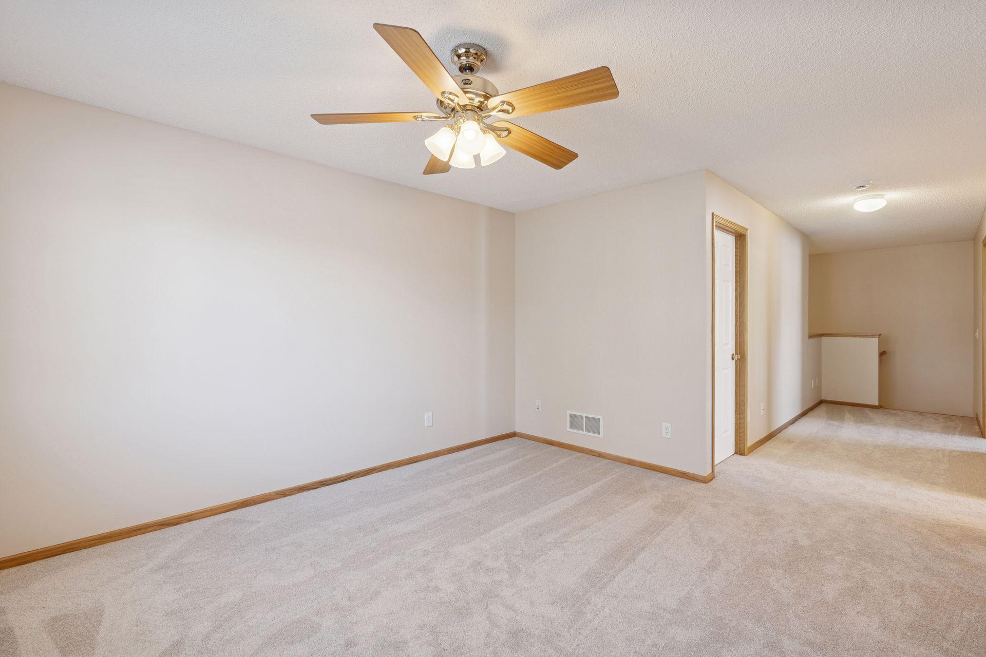 18051 69th Place North, Unit 2006 Maple Grove, MN 55311 - Photo 22 of 35