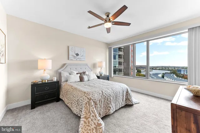 $400,000 | 105 Christina Landing Drive, Unit 903, Wilmington, DE 19801