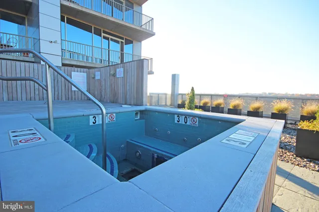 $400,000 | 105 Christina Landing Drive, Unit 903, Wilmington, DE 19801