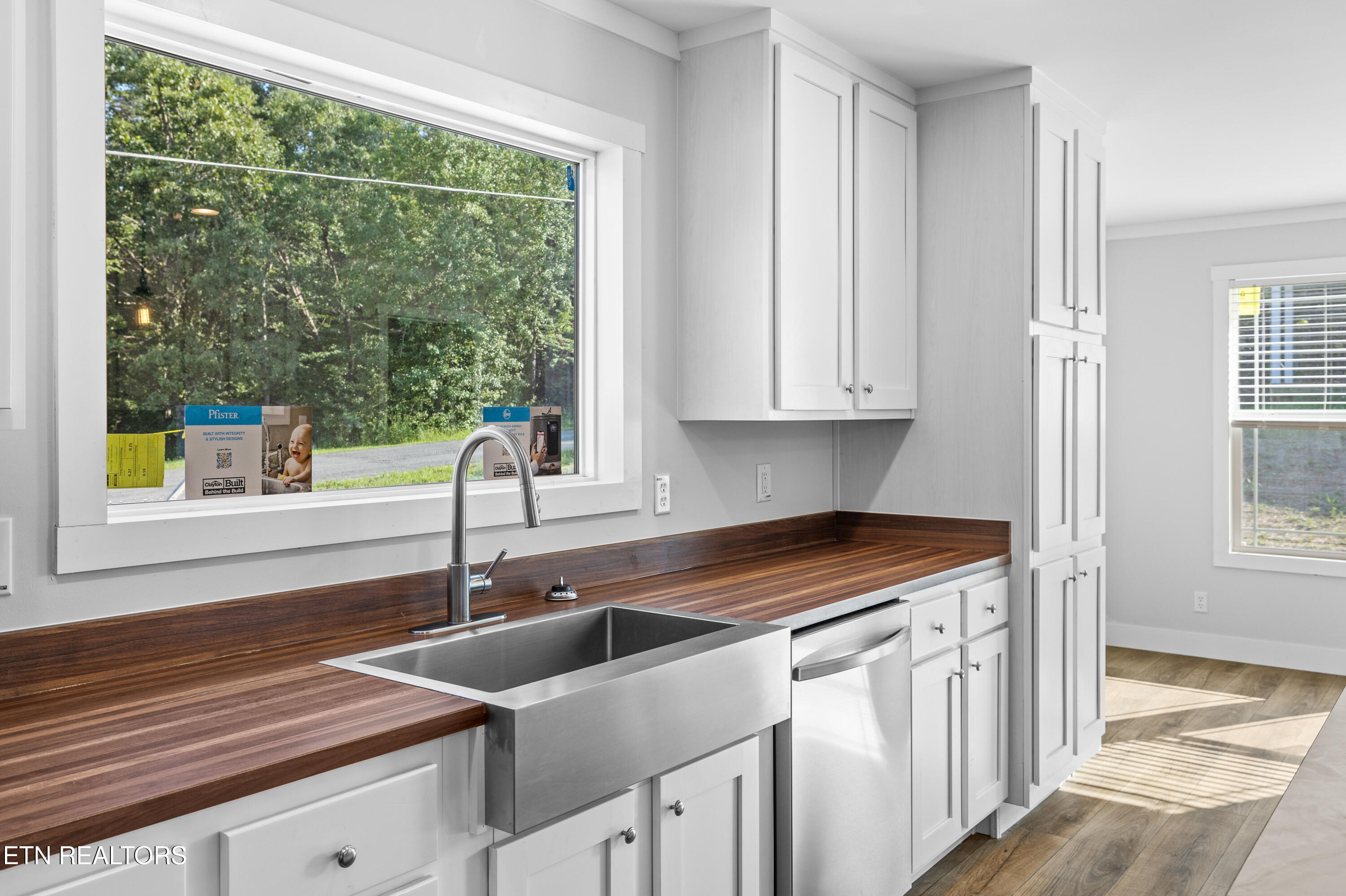 272 Sable Road Spring City, TN 37381 - Photo 14 of 49 272SableRd-9