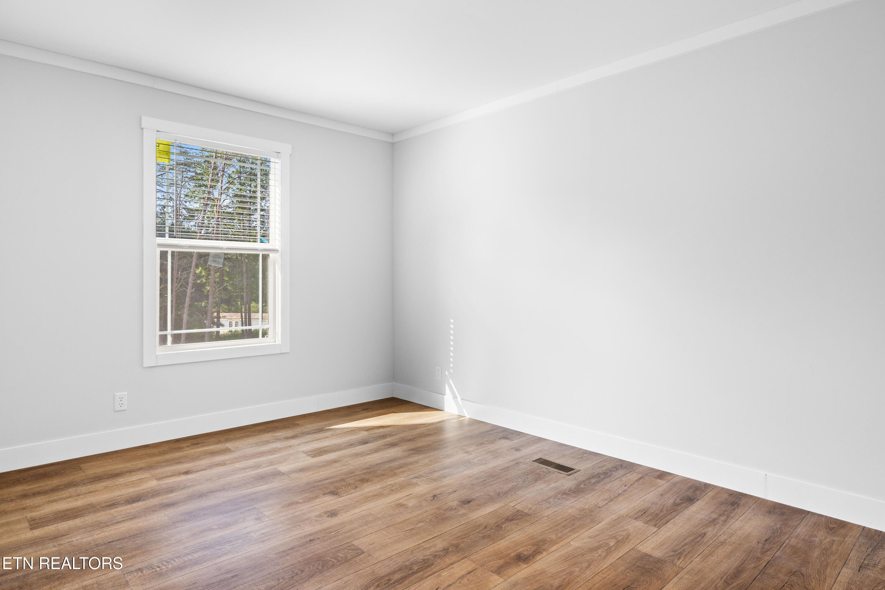 272 Sable Road Spring City, TN 37381 - Photo 32 of 49 272SableRd-26