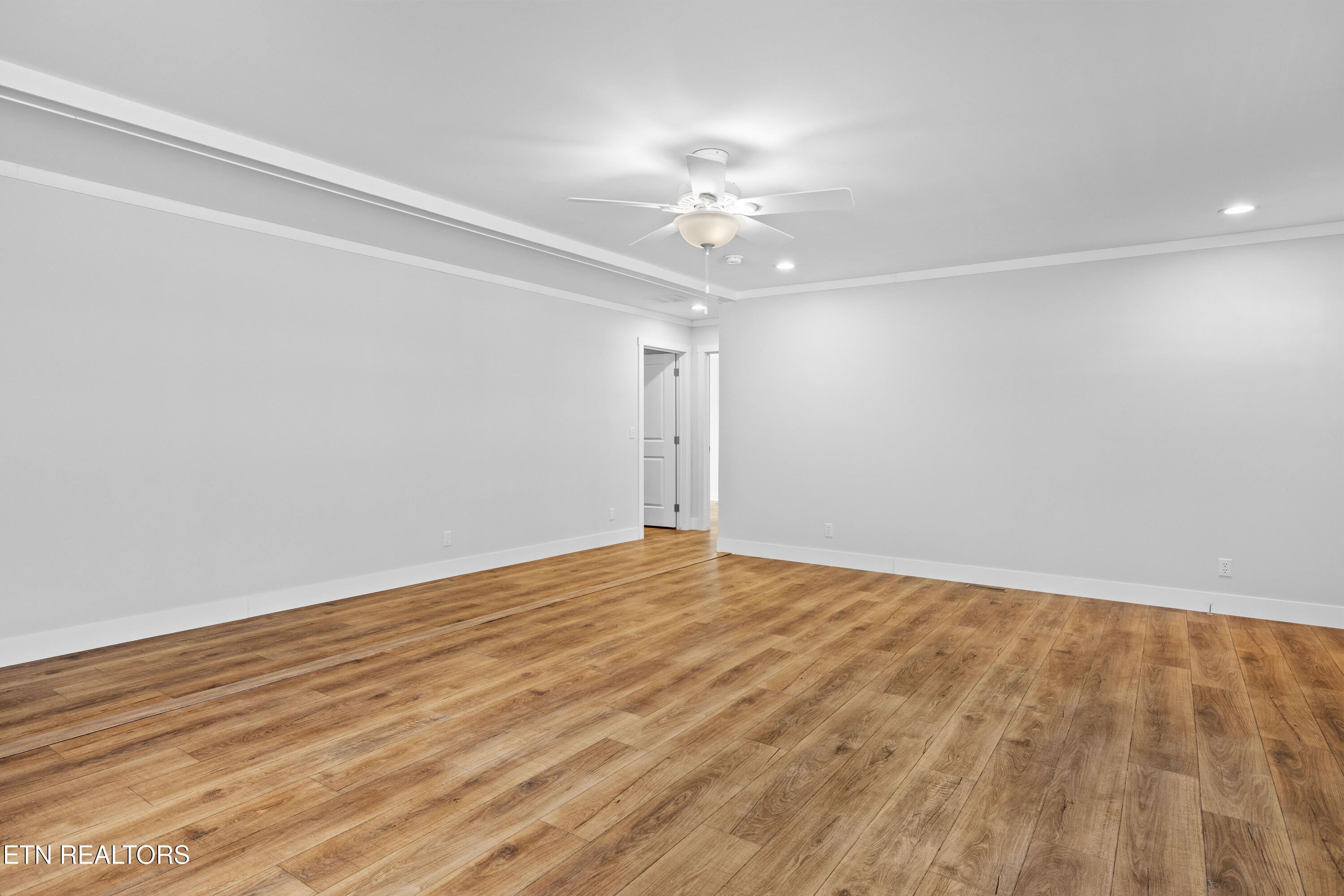 272 Sable Road Spring City, TN 37381 - Photo 8 of 49 272SableRd-5