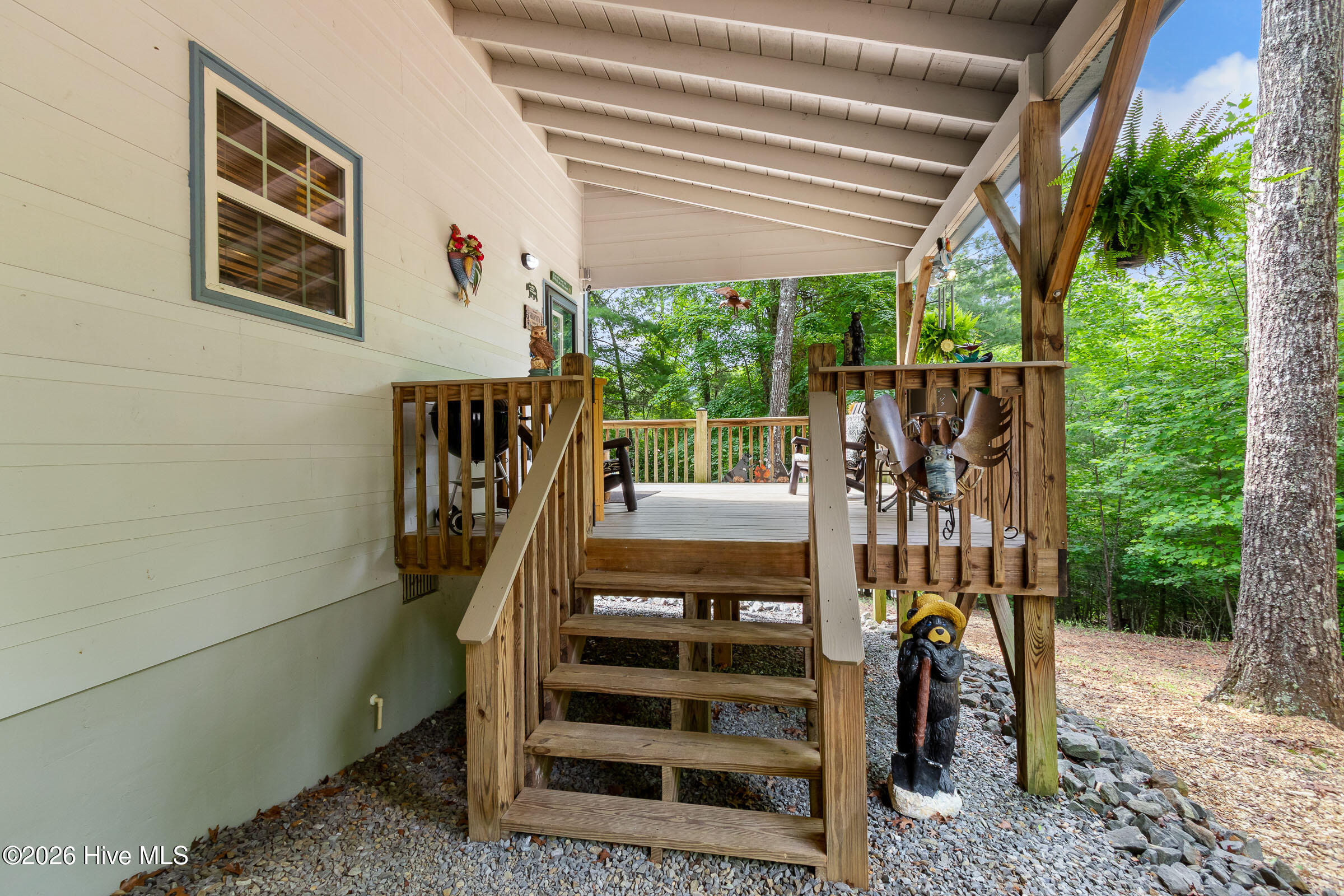 1070 Burger Road Murphy, NC 28906 - Photo 10 of 55 Porch