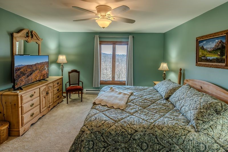 517 Pine Ridge Road Beech Mountain, NC 28604 - Photo 11 of 44