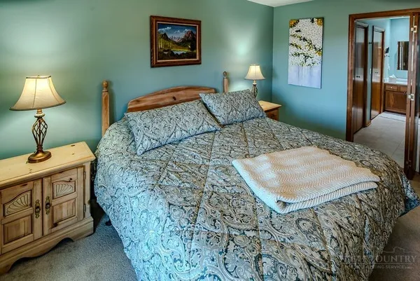 $629,900 | 517 Pine Ridge Road, Beech Mountain, NC 28604