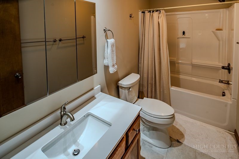 517 Pine Ridge Road Beech Mountain, NC 28604 - Photo 17 of 44