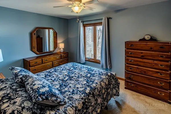 $629,900 | 517 Pine Ridge Road, Beech Mountain, NC 28604