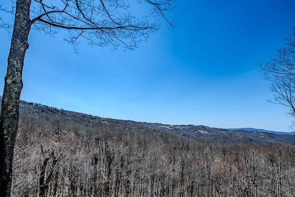 $629,900 | 517 Pine Ridge Road, Beech Mountain, NC 28604