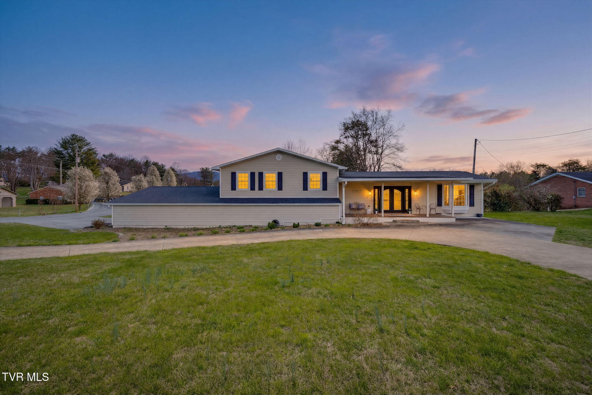 1320 Silver Grove Road Bluff City, TN 37618 - Photo 2 of 61 001a