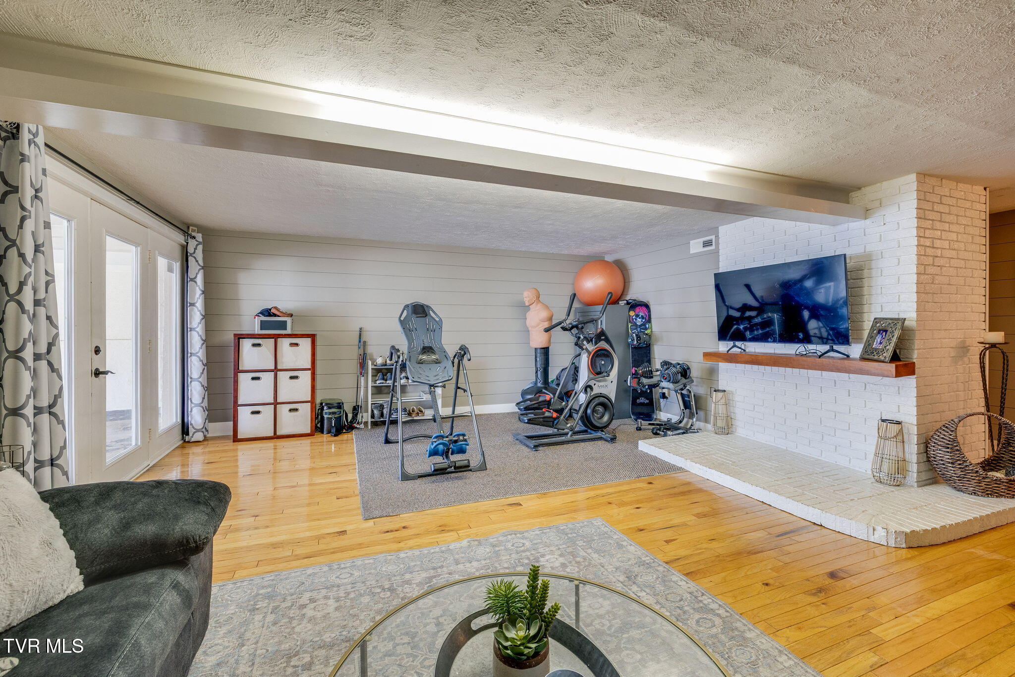 1320 Silver Grove Road Bluff City, TN 37618 - Photo 41 of 61 040