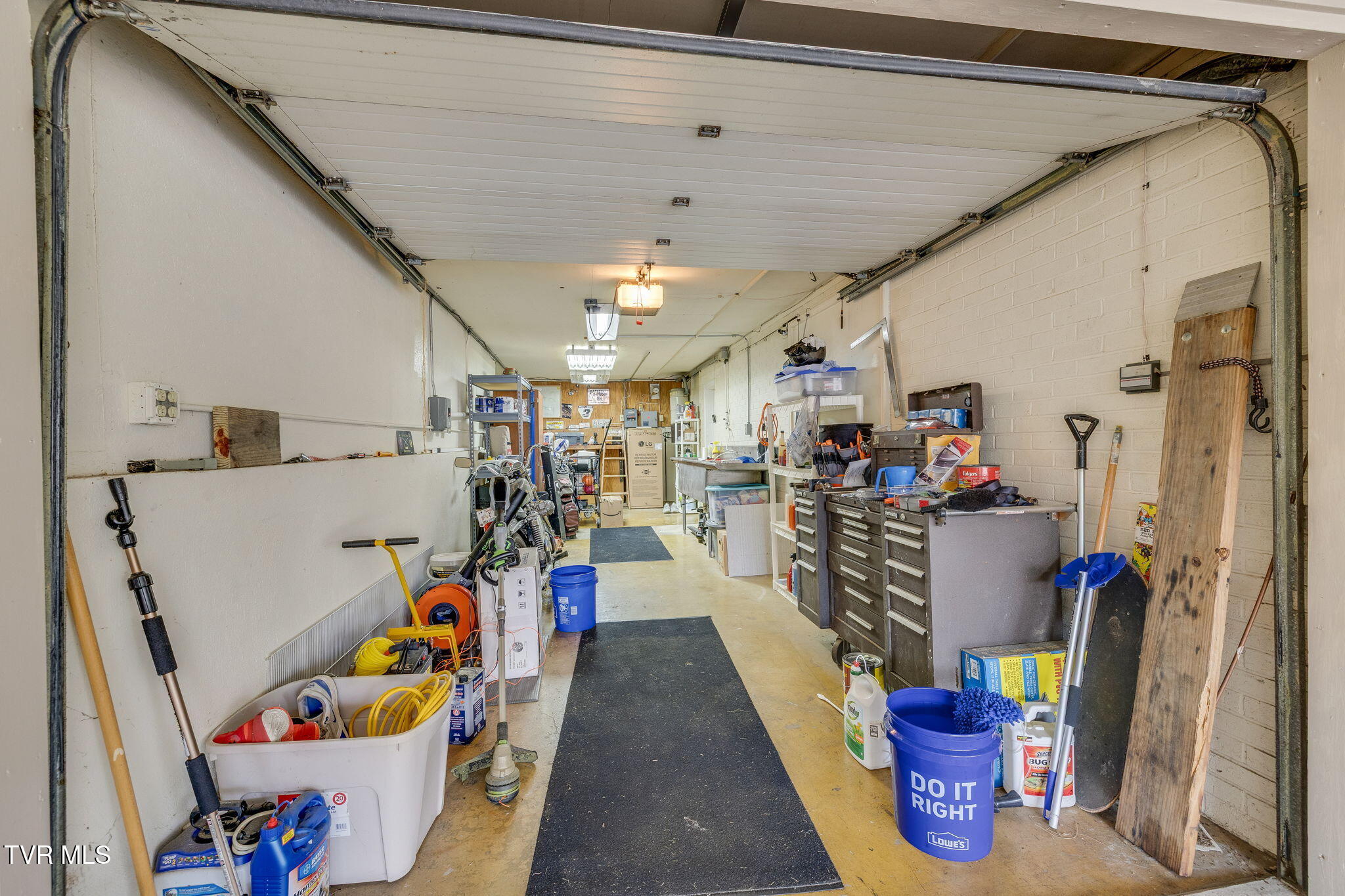 1320 Silver Grove Road Bluff City, TN 37618 - Photo 45 of 61 044