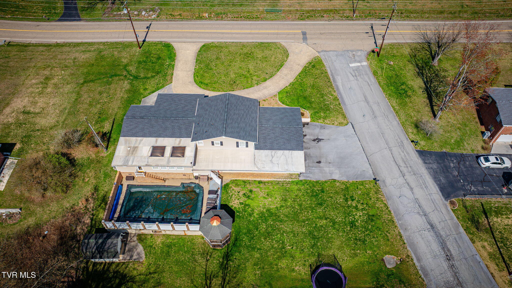 1320 Silver Grove Road Bluff City, TN 37618 - Photo 56 of 61 105