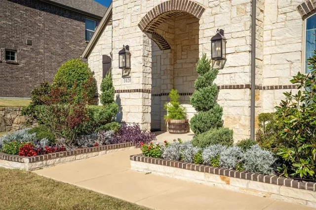 $799,999 | 1020 Wimberly Lane, Northlake, TX 76226