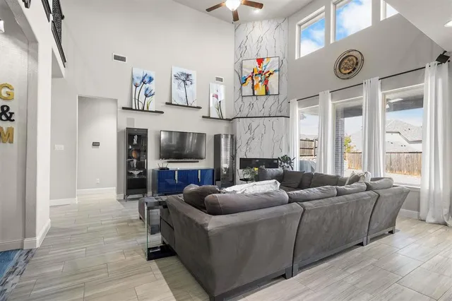 $799,999 | 1020 Wimberly Lane, Northlake, TX 76226