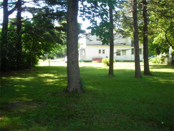 192 Bridge Road Northampton, MA 01062 - Photo 3 of 3