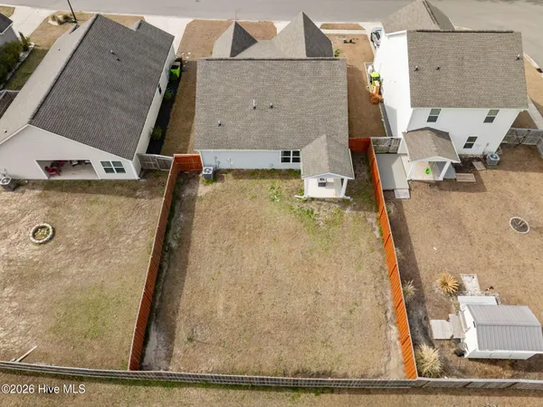 $2,450 | 624 Aurora Place, Hampstead, NC 28443
