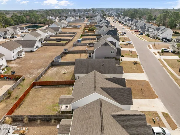 $2,450 | 624 Aurora Place, Hampstead, NC 28443