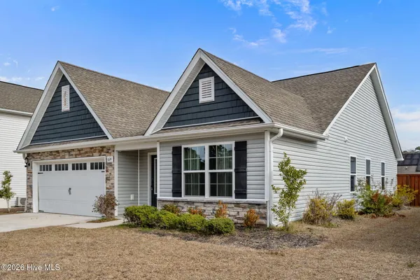 $2,450 | 624 Aurora Place, Hampstead, NC 28443
