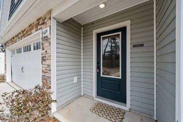 $2,450 | 624 Aurora Place, Hampstead, NC 28443
