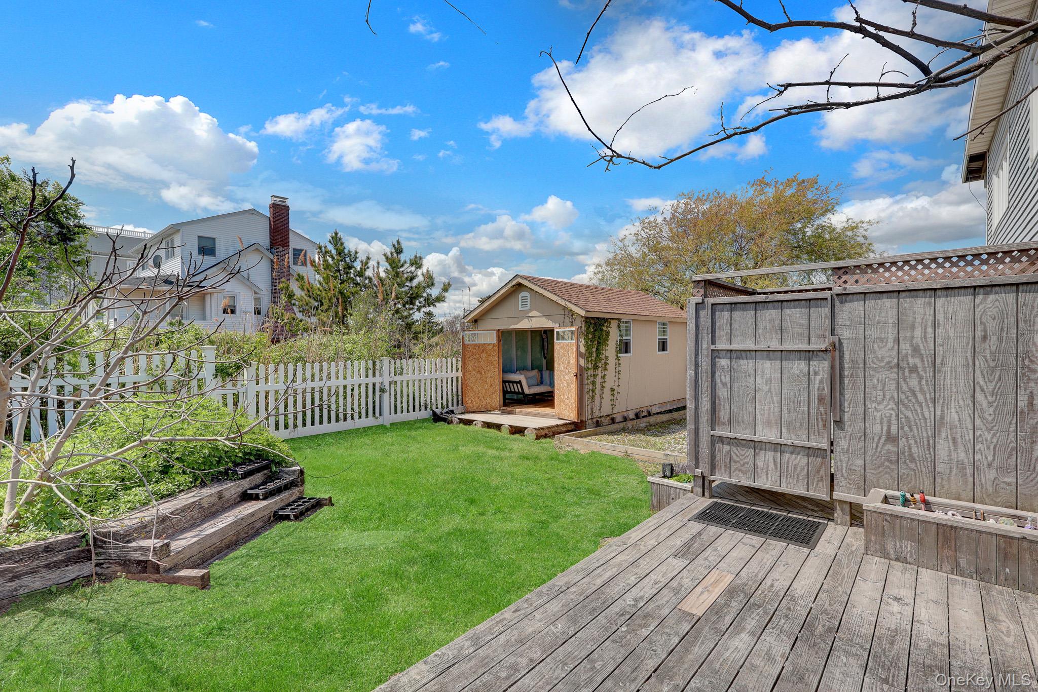 6 Oak Beach Road Babylon, NY 11702 - Photo 17 of 32