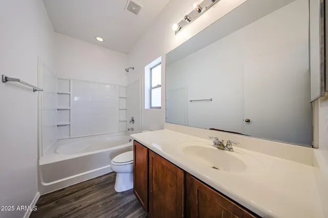 $2,000 | 5318 West Shumway Farm Road, Laveen, AZ 85339