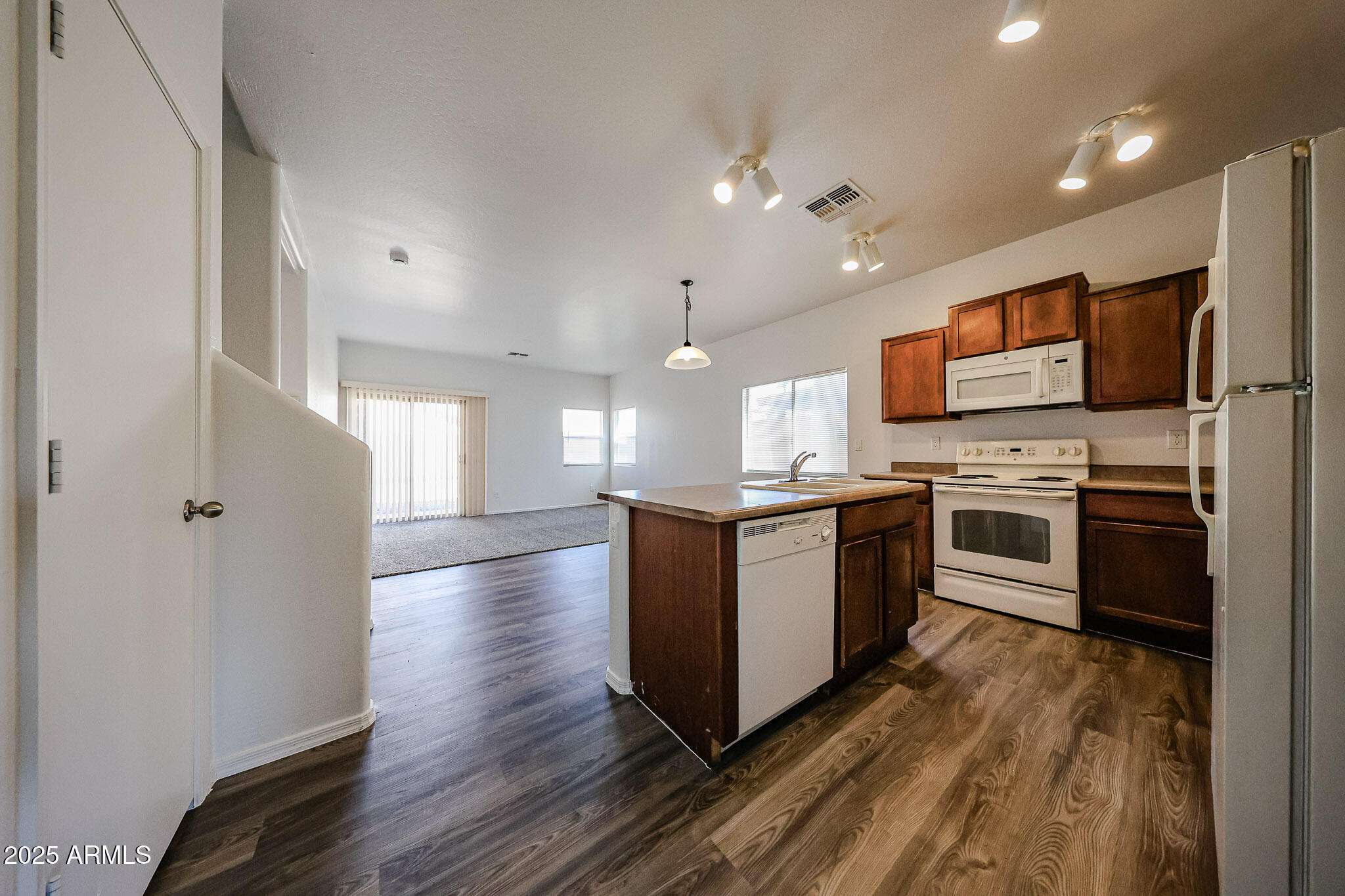 5318 West Shumway Farm Road Laveen, AZ 85339 - Photo 8 of 39 B (5)