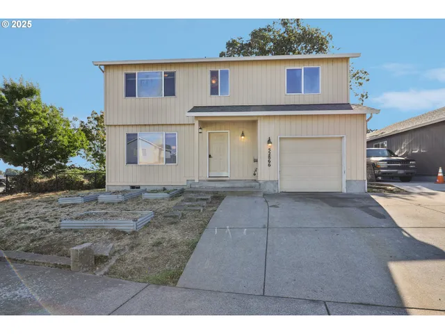 a view of a car in front of house