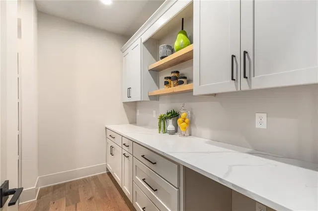 $789,900 | 2314 Southwest Serena Place, Lee's Summit, MO 64082