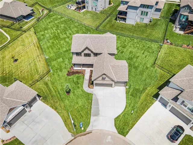 $789,900 | 2314 Southwest Serena Place, Lee's Summit, MO 64082