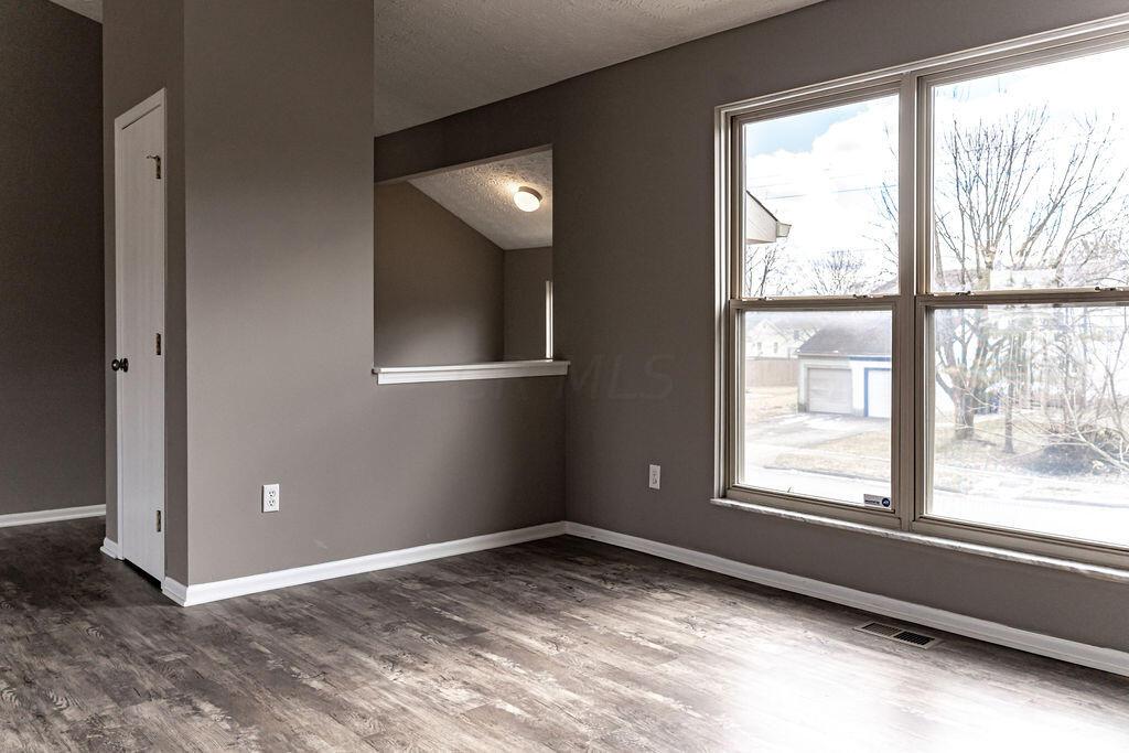 2396 Edmonton Road Columbus, OH 43229 - Photo 15 of 23 R1 (15)