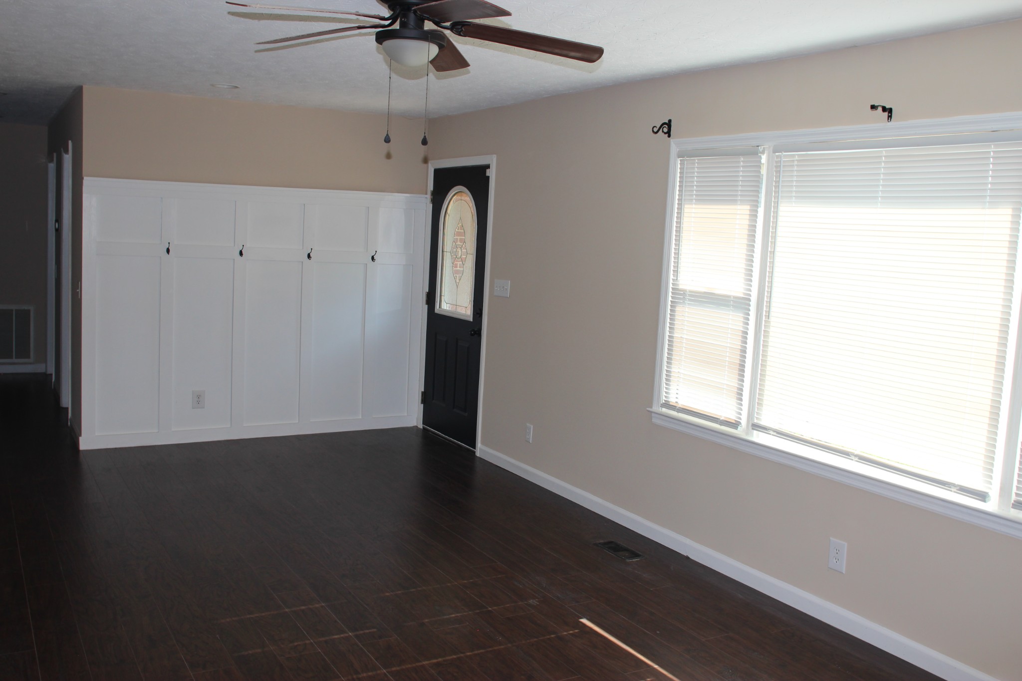 3847 Shellsford Road McMinnville, TN 37110 - Photo 11 of 20 a view of an empty room with a window
