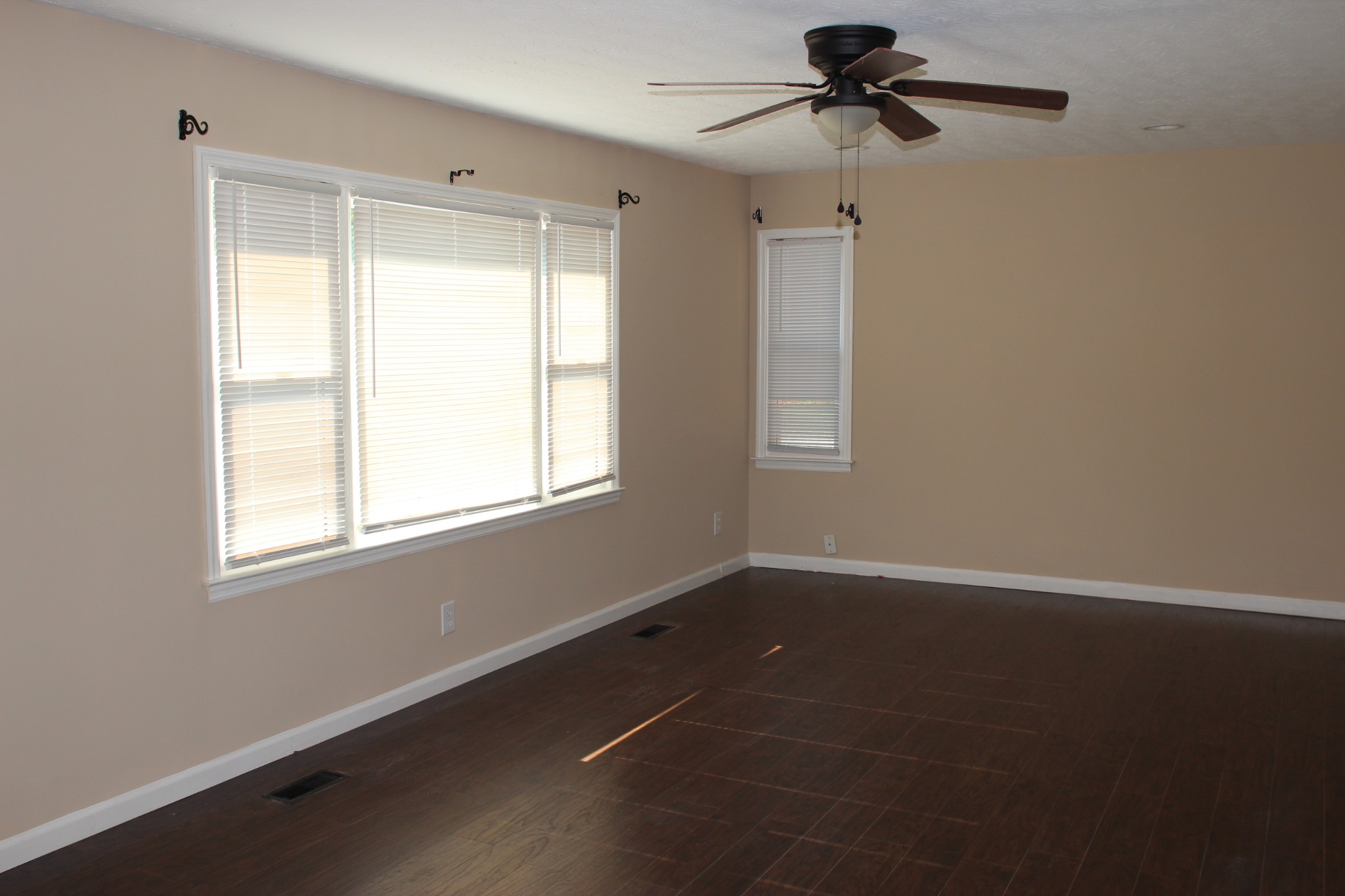 3847 Shellsford Road McMinnville, TN 37110 - Photo 12 of 20 a view of an empty room with a window