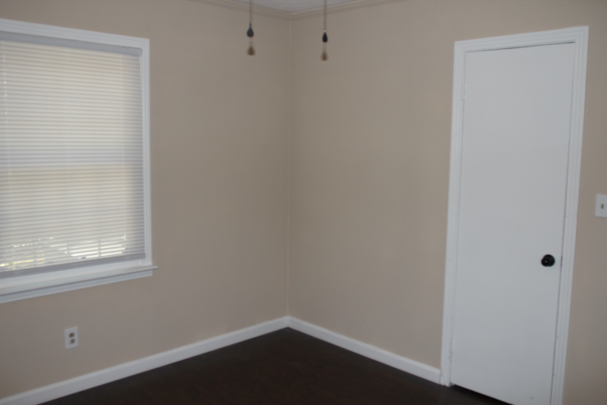 3847 Shellsford Road McMinnville, TN 37110 - Photo 20 of 20 a small space with a window