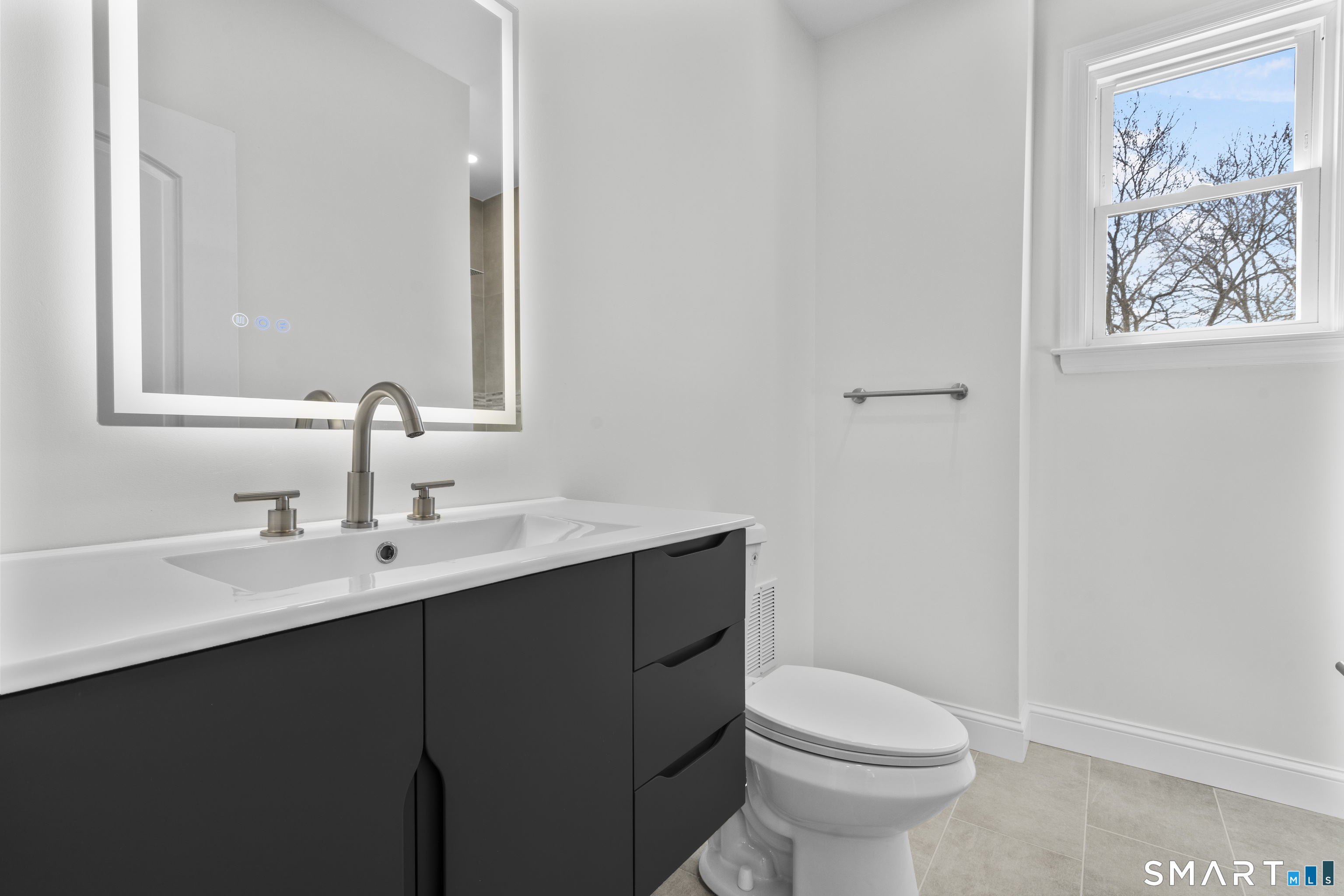 152 Stonybrook Road Stratford, CT 06614 - Photo 21 of 37