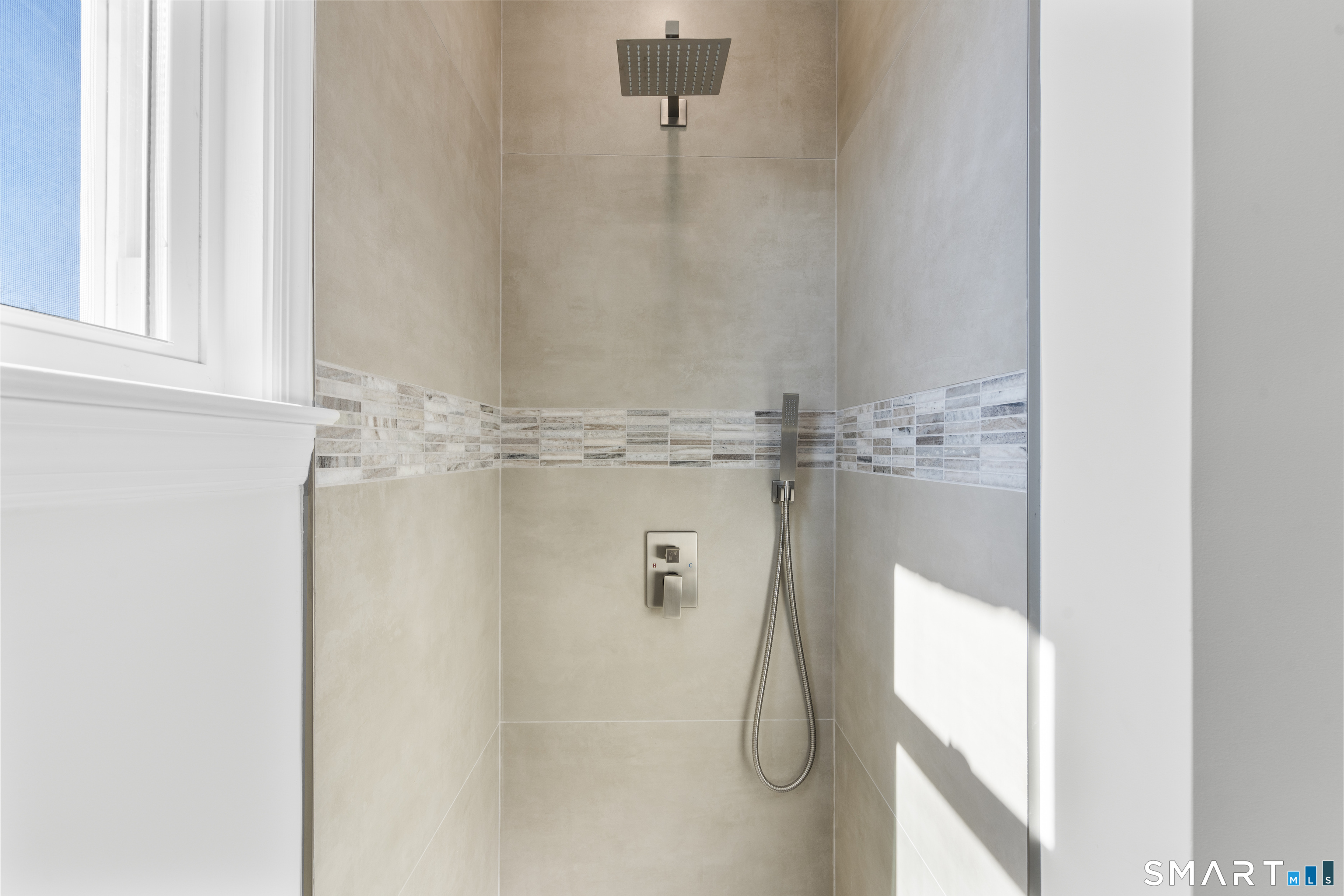 152 Stonybrook Road Stratford, CT 06614 - Photo 22 of 37